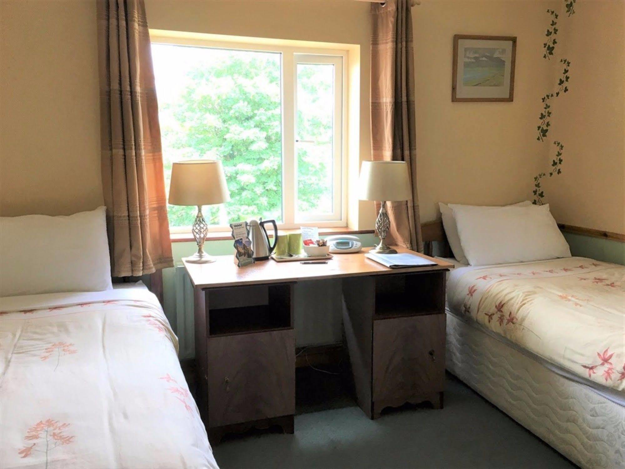 דינגל O'Connor'S Guest House מראה חיצוני תמונה
